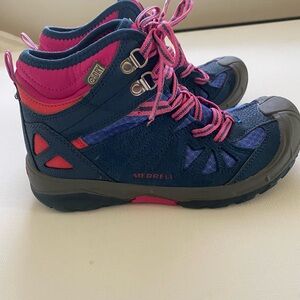 Merrell Navy and Fuchsia Outdoor Boots